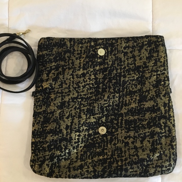 Black and Gold Purse - Picture 3 of 6